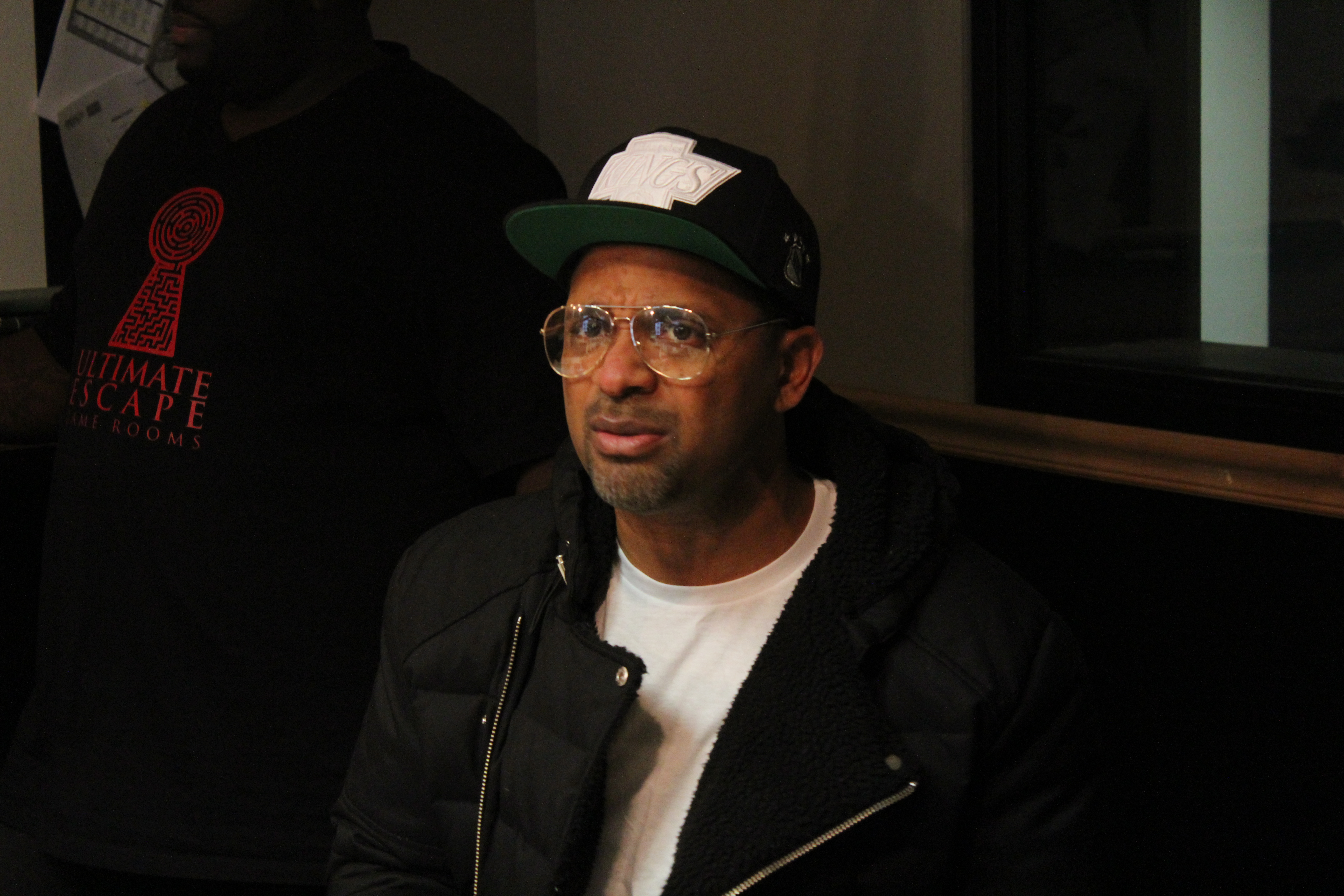 Mike Epps Visits 100.3 R&B