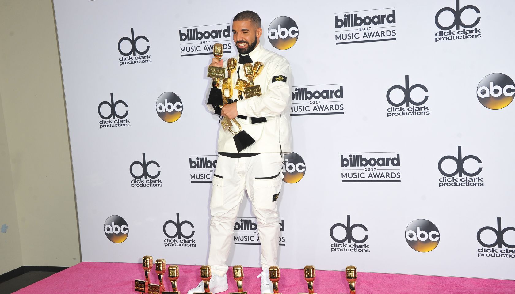 2017 Billboard Music Awards - Press Room