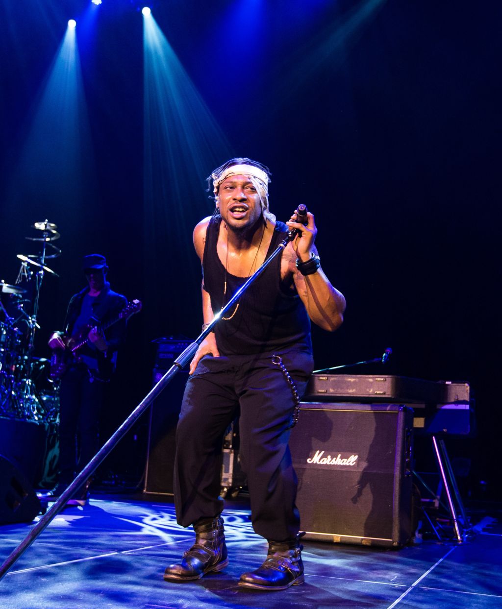 D'Angelo and The Vanguard perform live at The Chelsea