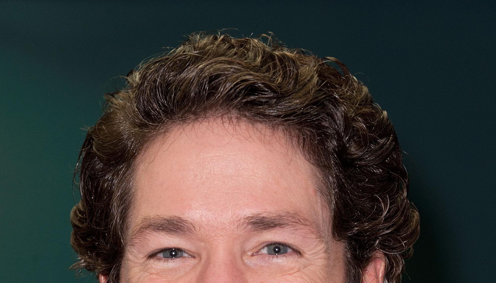 Joel Osteen Signs Copies Of 'Every Day A Friday: How To Be Happier 7 Days A Week'