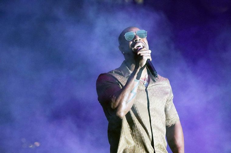 Tank sings to the ladies at the Cincinnati Music Festival 2022 Saturday show