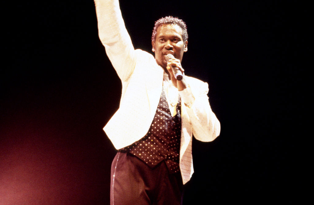 Luther Vandross Singing