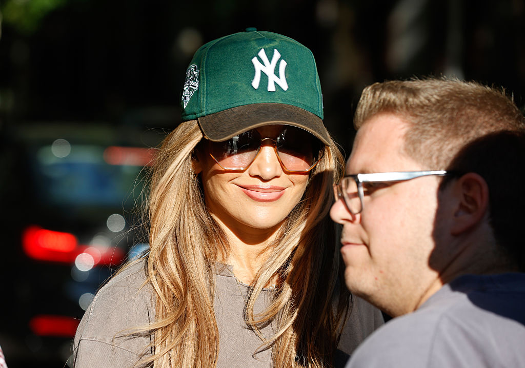Jennifer Lopez Spectacular On The Streets Of Madrid On A Shopping Trip