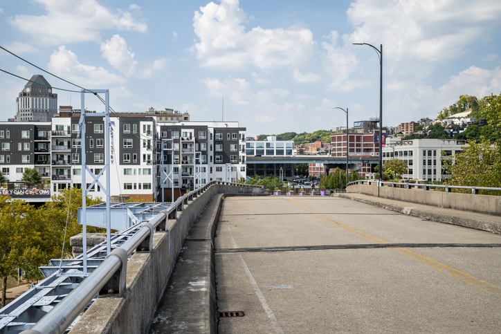 Roadway approach to the Purple People Bridge - Ohio River - Cincinnati, Ohio & Newport, Kentucky